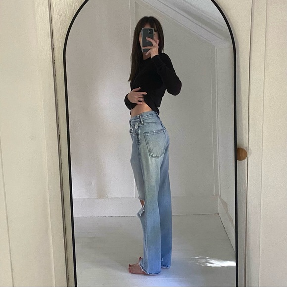Agolde 90’s Midrise Loose Fit Distressed Jeans in Captured - Picture 3 of 14